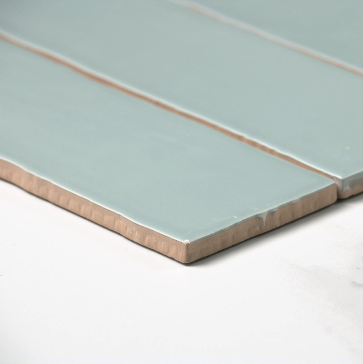 handmade matt menta 75x300mm angle view