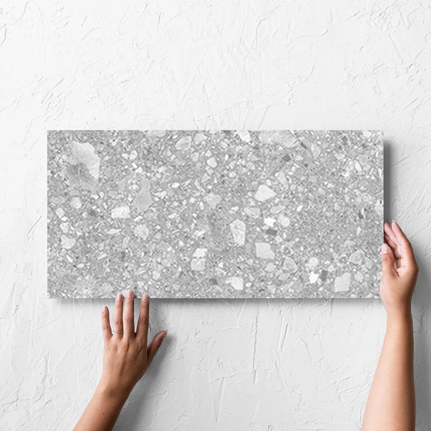 Vision Light Grey Matt 300x600mm hand 1