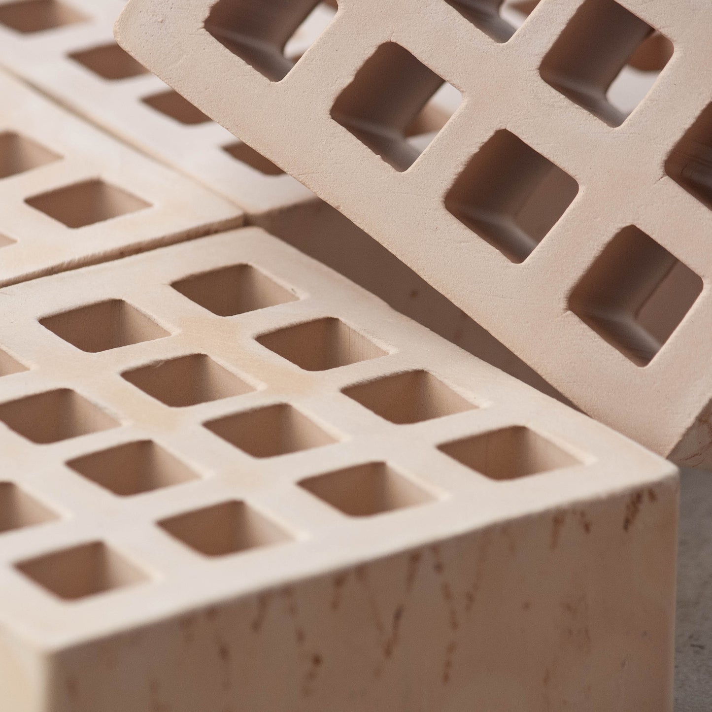 Arialuce Pertuse Avorio Breeze Blocks 120x120