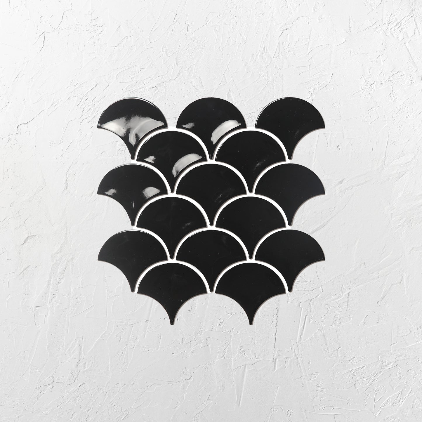 Black Gloss Porcelain Glazed Fishscale 95x87mm