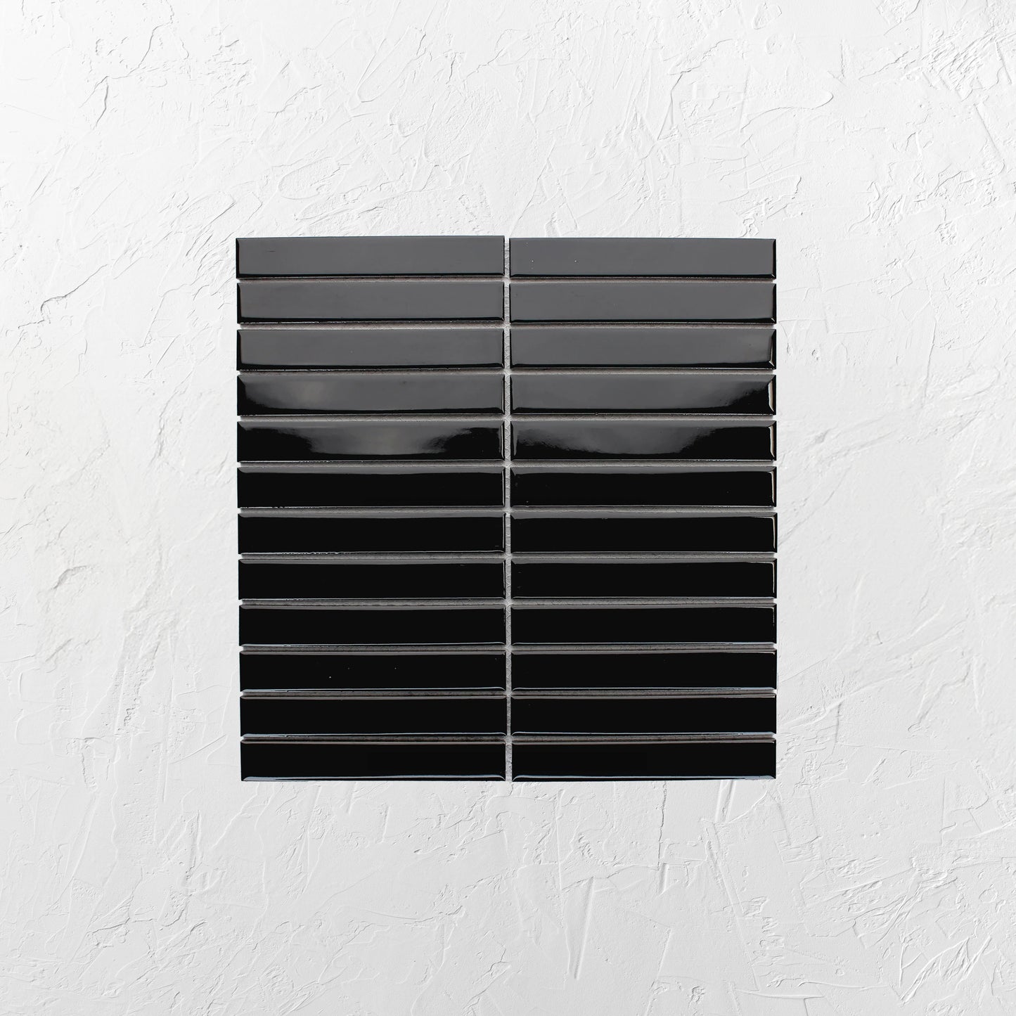 Black Gloss KitKat Straight Bone Pattern 22x145mm