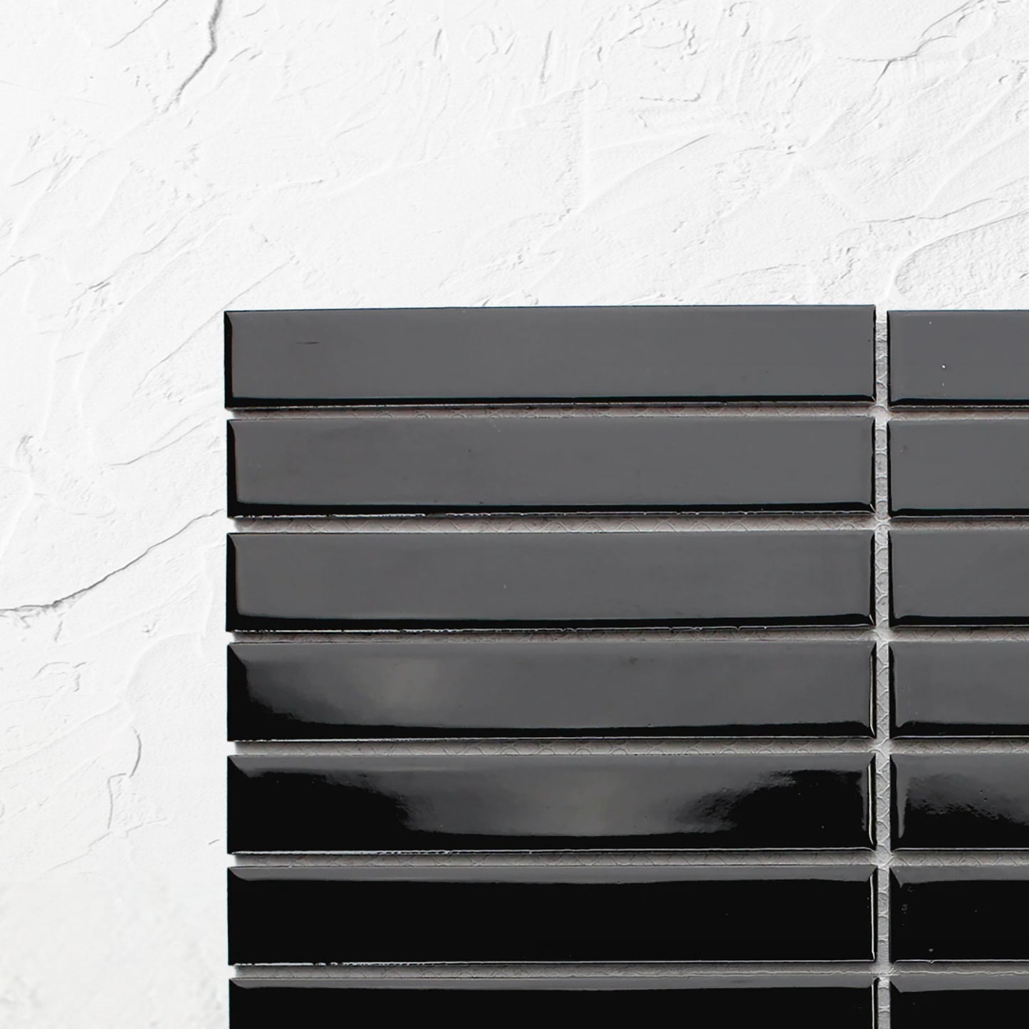 Black Gloss KitKat Straight Bone Pattern 22x145mm