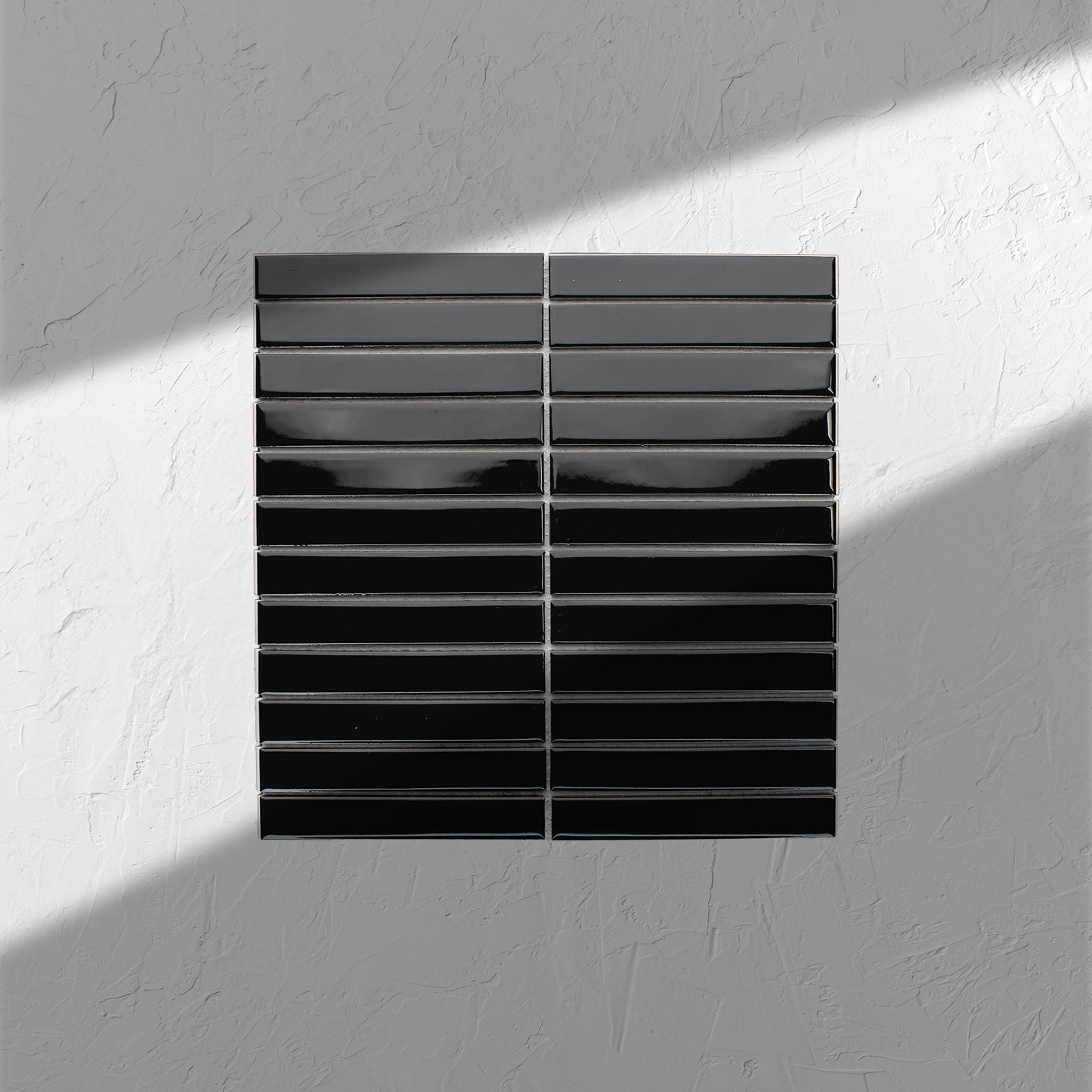 Black Gloss KitKat Straight Bone Pattern 22x145mm