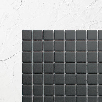 Marlowe Black Matt Mosaic 23x23mm
