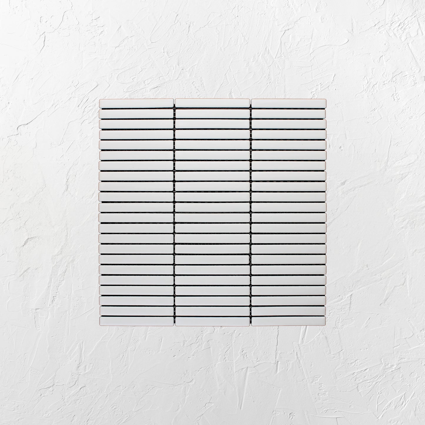 White Matt KitKat Straight Bone Pattern 12x92mm