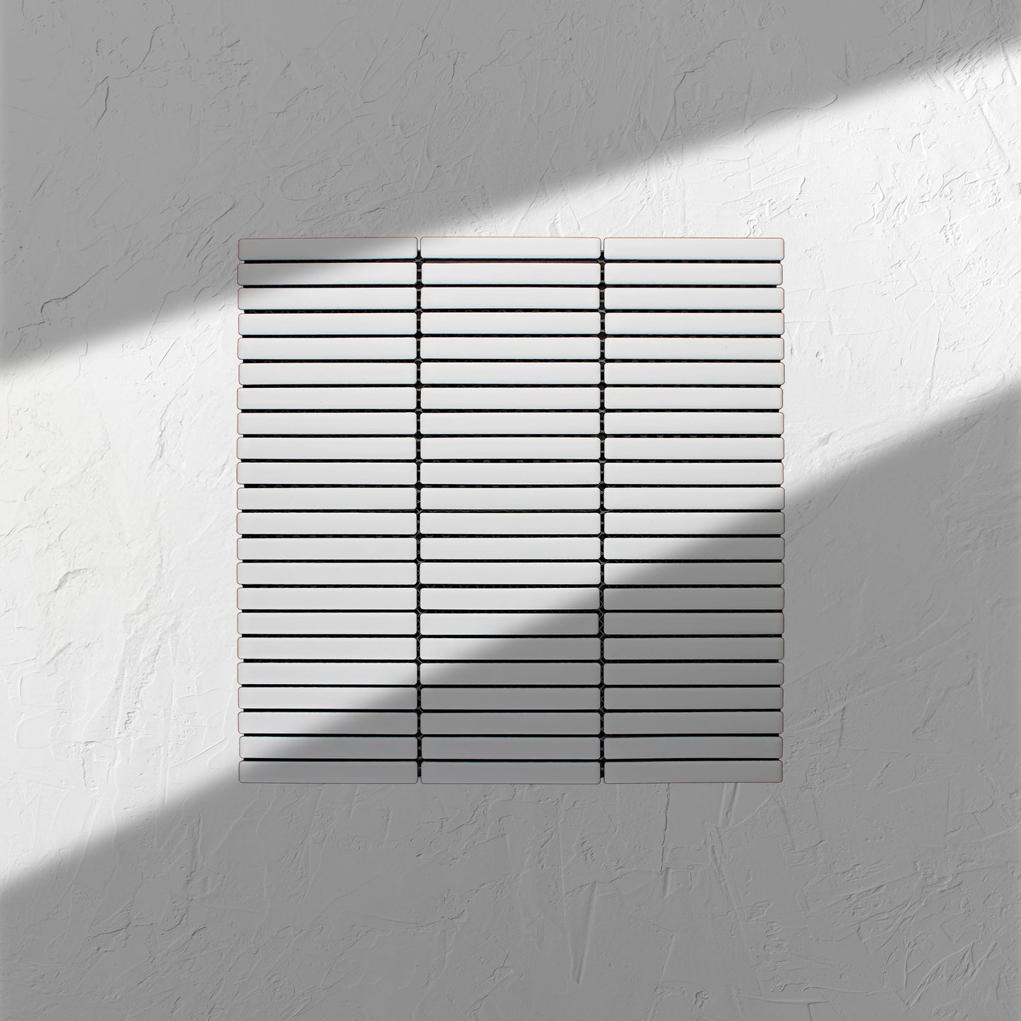 White Matt KitKat Straight Bone Pattern 12x92mm