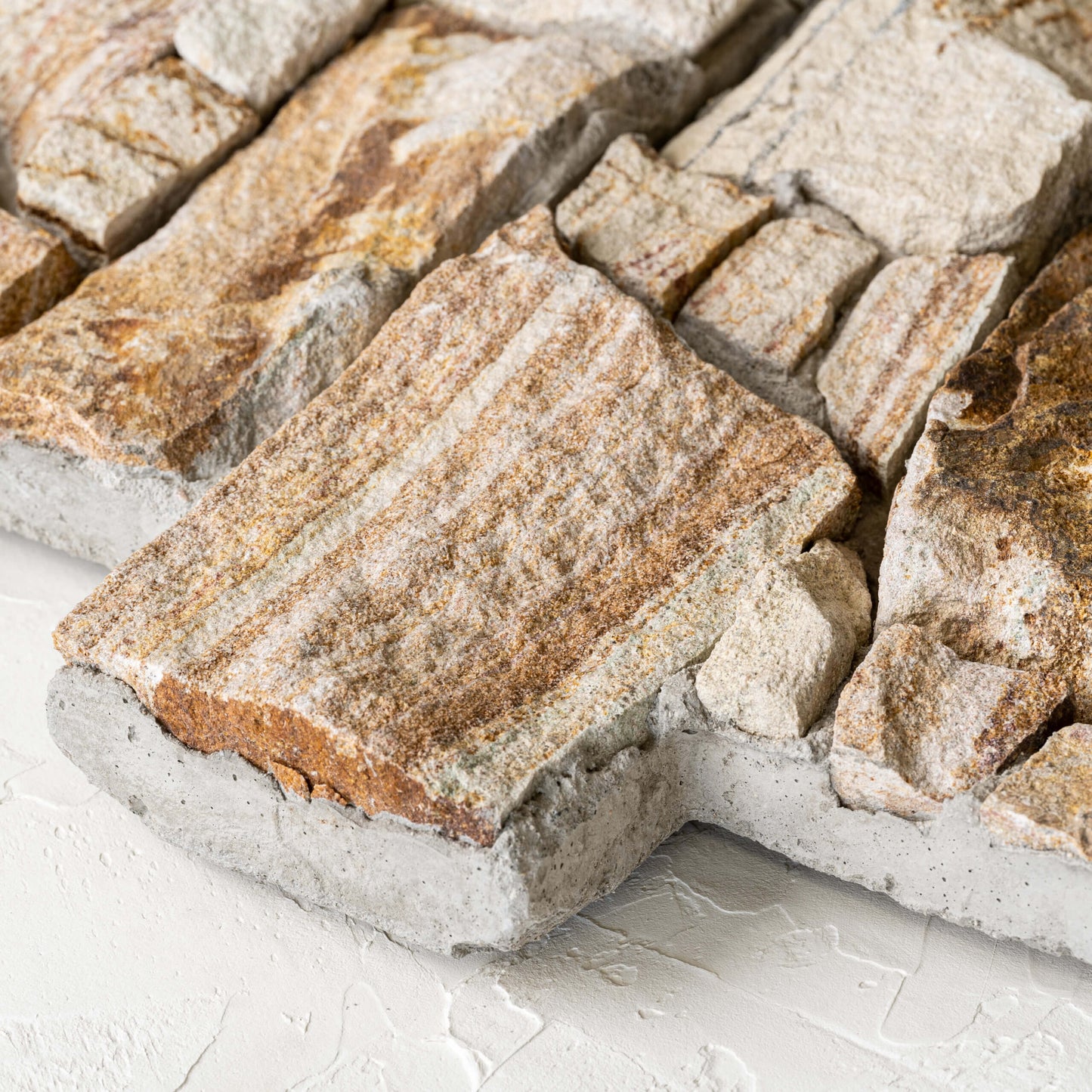 Old Castle Sandstone Z Panel Interlock 200x600mm