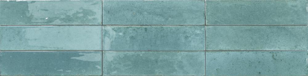 Agadir Turquesa 70x280mm tile on white background