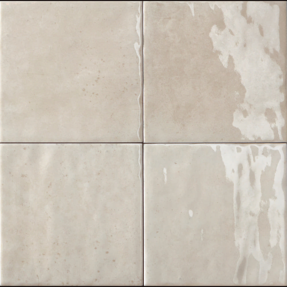 Alchemica Creta Gloss 100x100mm close-up of the glaze variation