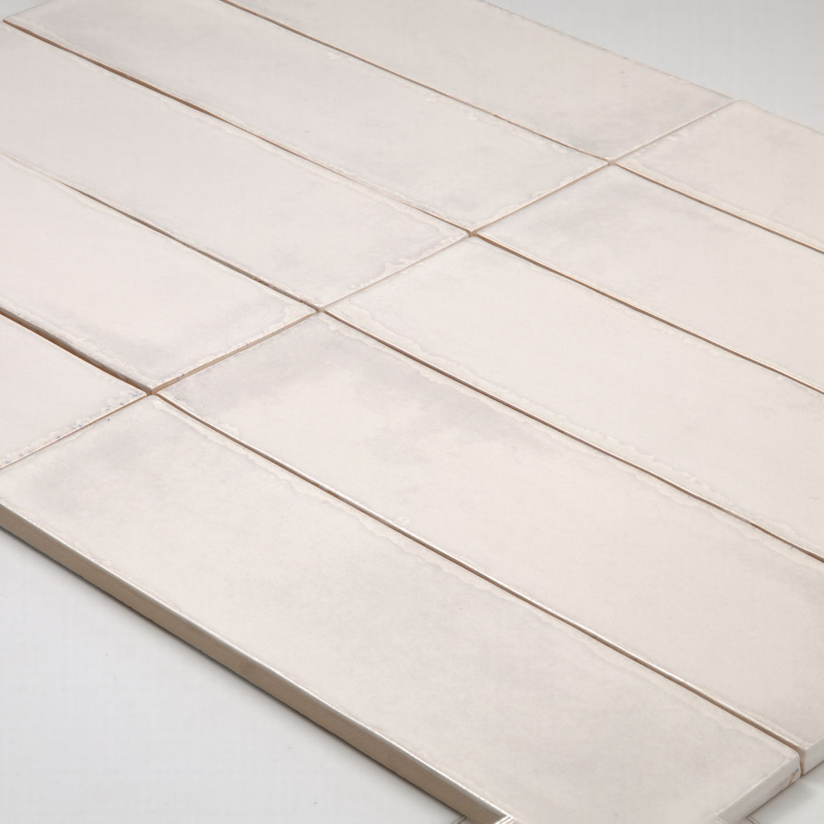 Atlantique Blanc Gloss 69x240mm angle view