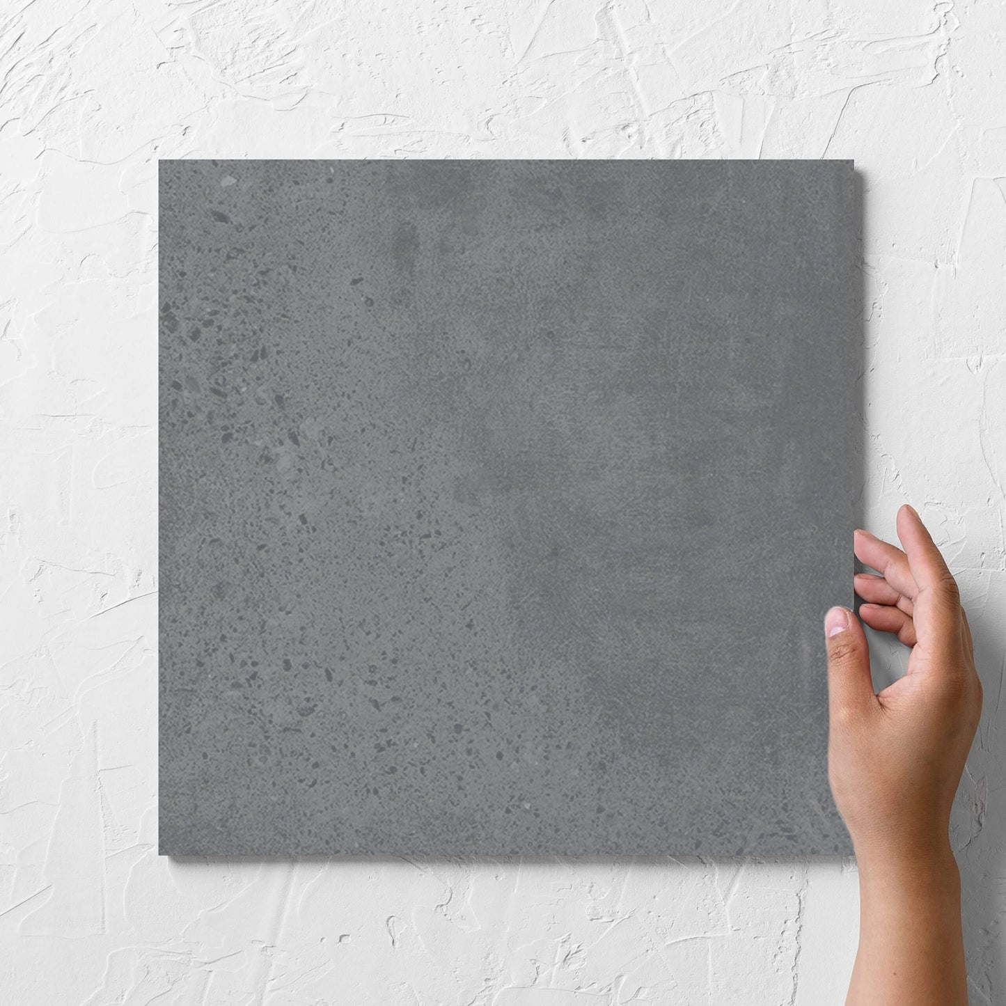 New York Smoke Matt 300x300mm hand 1