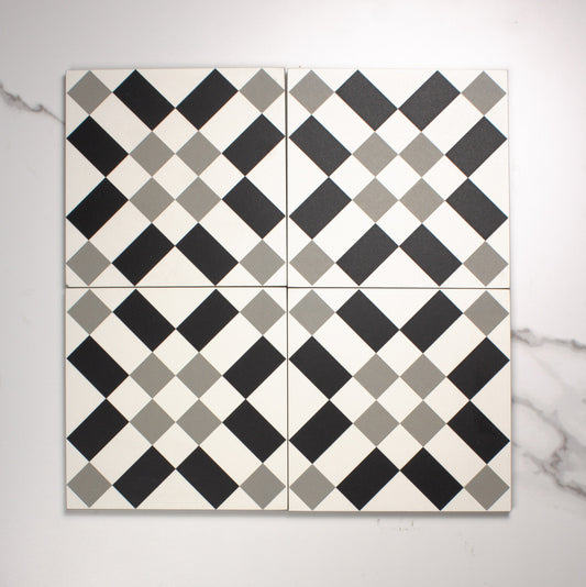 Patchwork Black & White 02 200x200mm top view