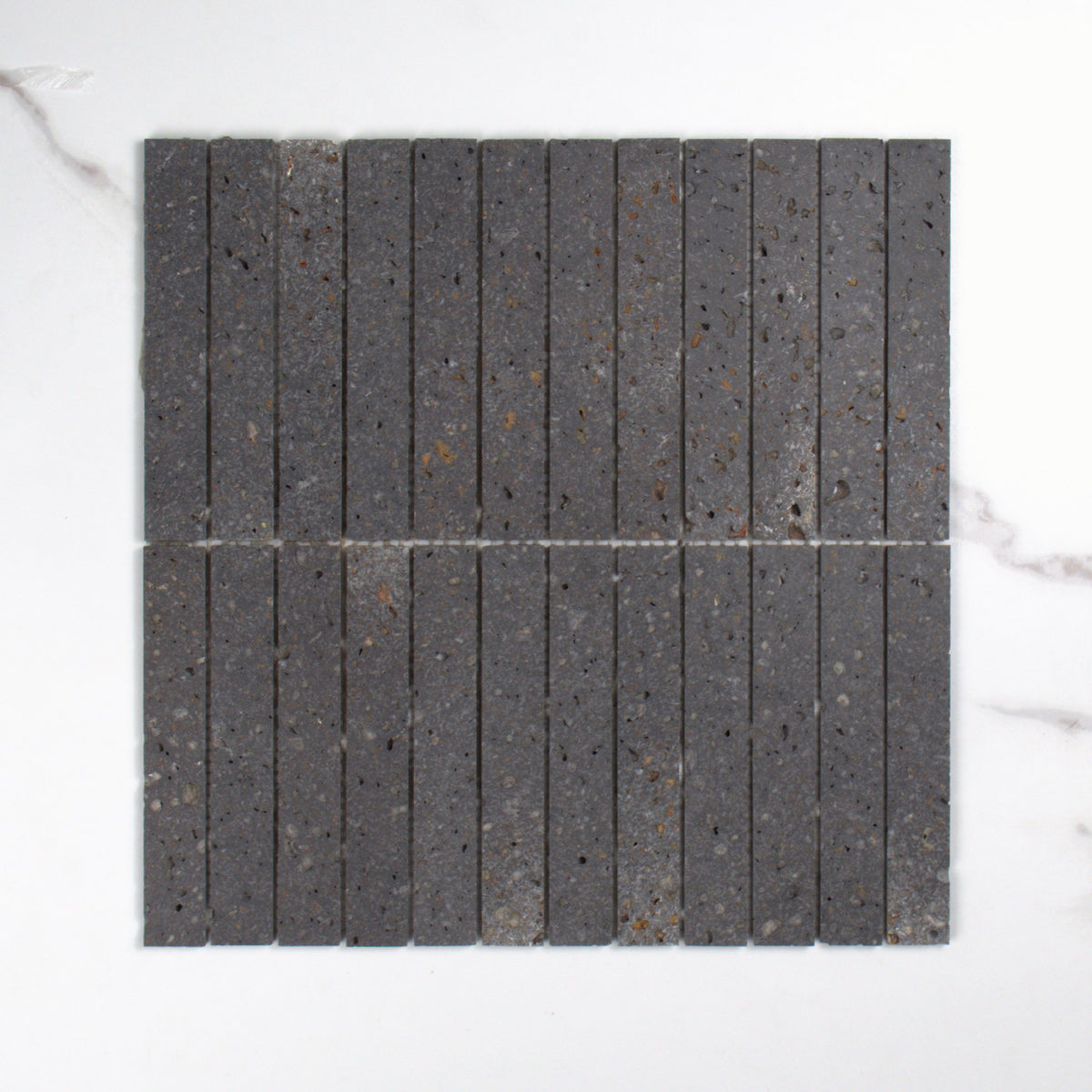 Elementa Travertine Black Finger Mosaic 23x148mm top view