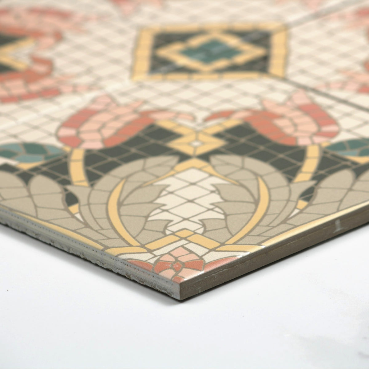 highbury liria 147x147mm angle view