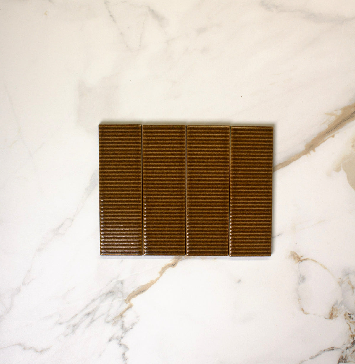 micare canale ambar dark gloss 50x150mm top view