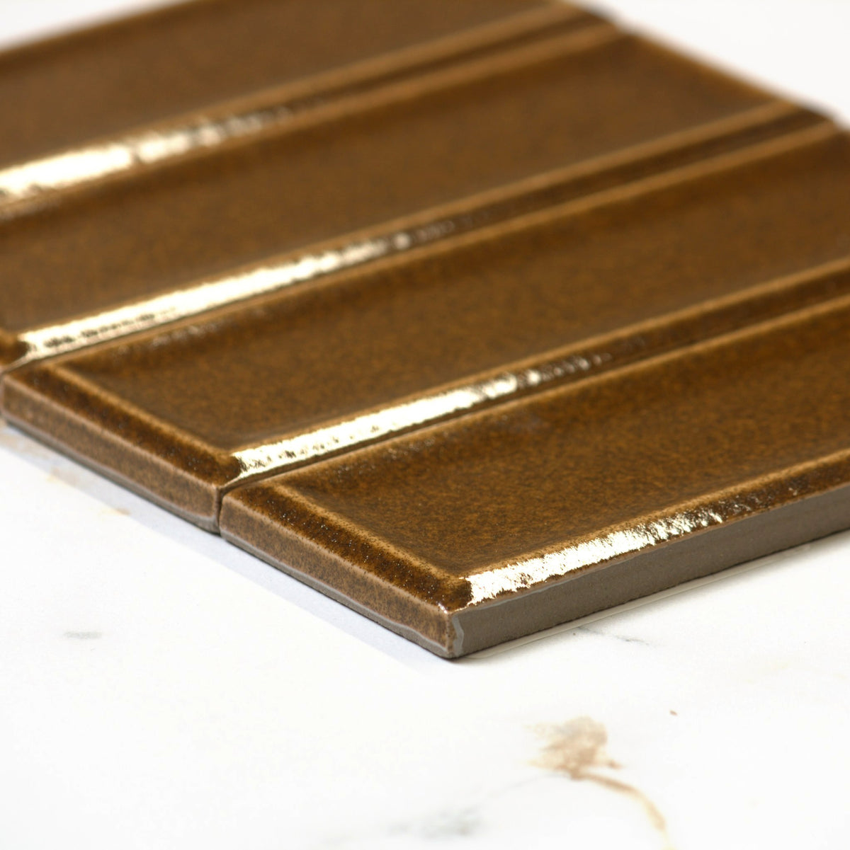 micare rim ambar dark gloss 50x150mm angle view