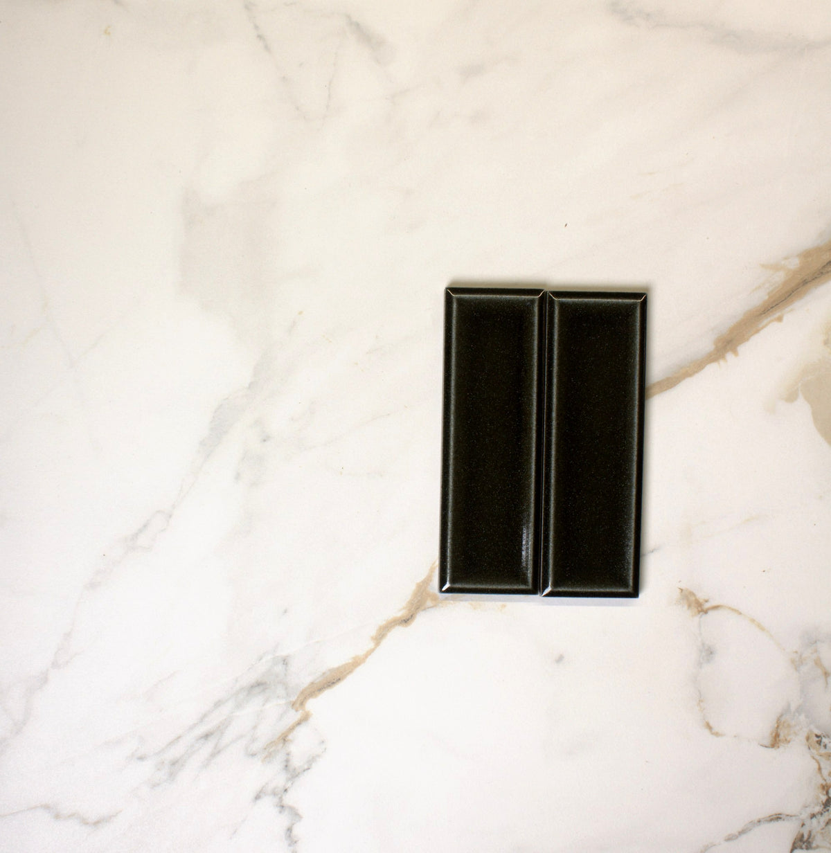 micare rim evergreen dark gloss 50x150mm top view