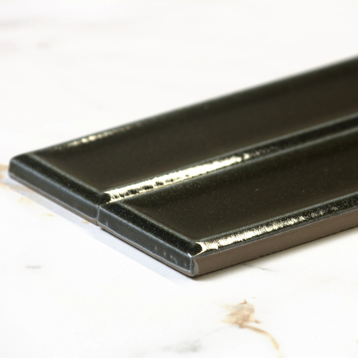 micare rim evergreen dark gloss 50x150mm angle view