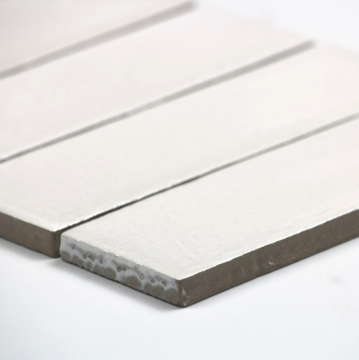 miyako white gloss 50x150mm angle view