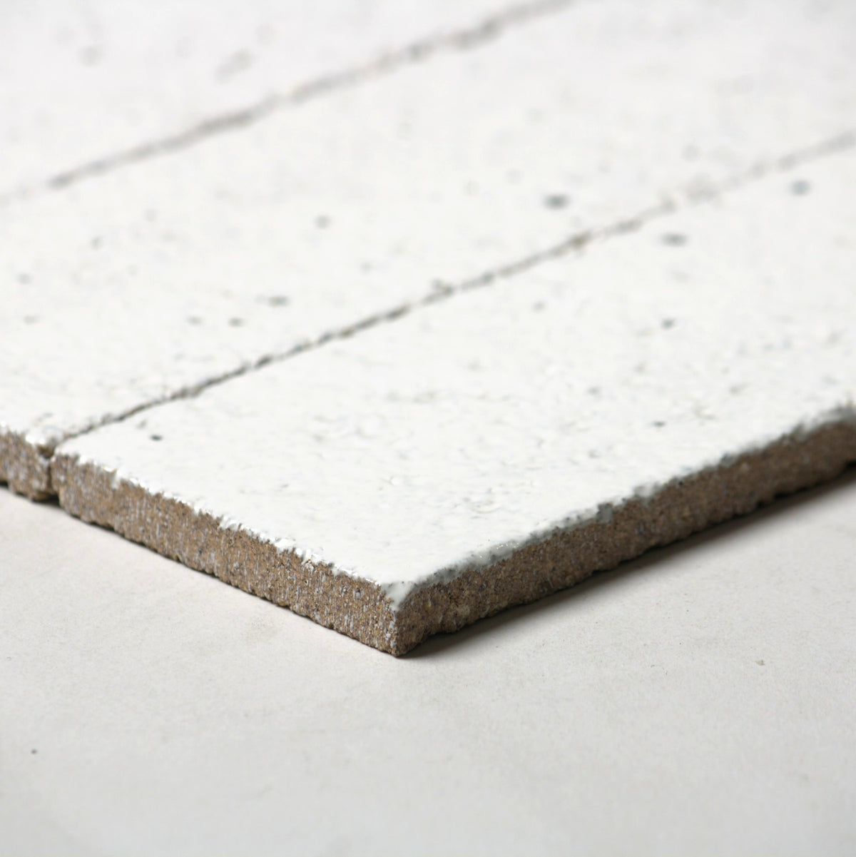 morocco white gloss 65x230mm angle view