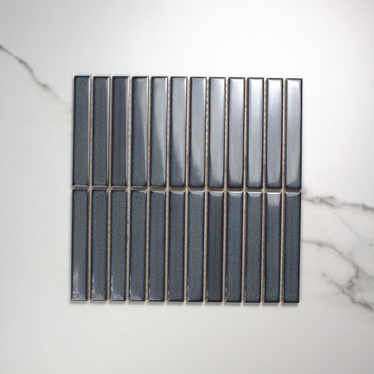 Mottled Grey Gloss KitKat Straight Bone Pattern 22x145mm top view