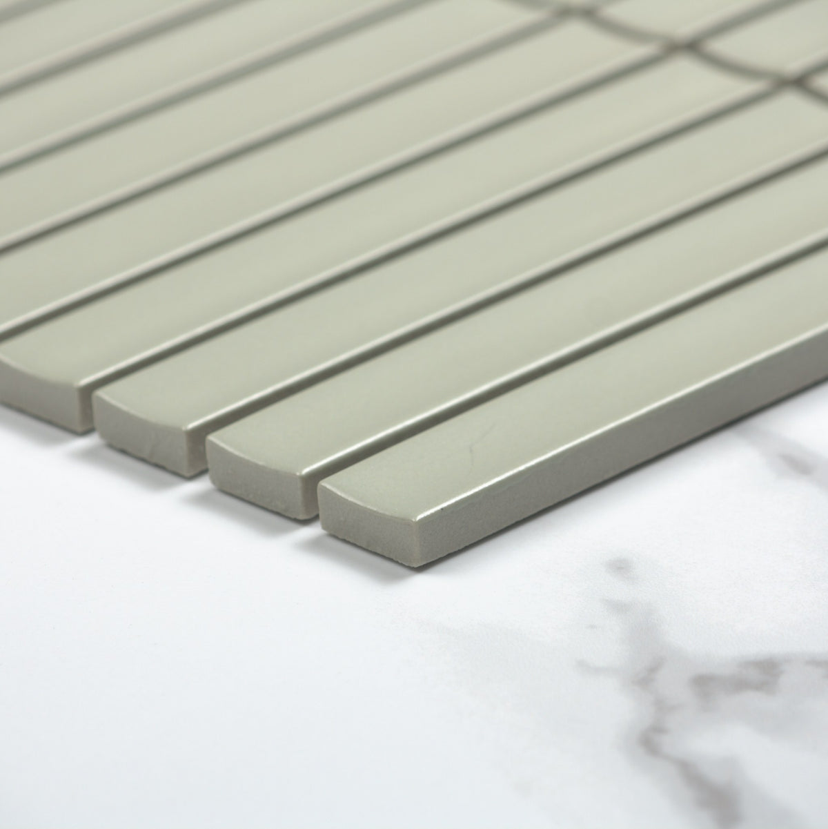 osaka sage matt concave finger mosaic 20x145mm angle view