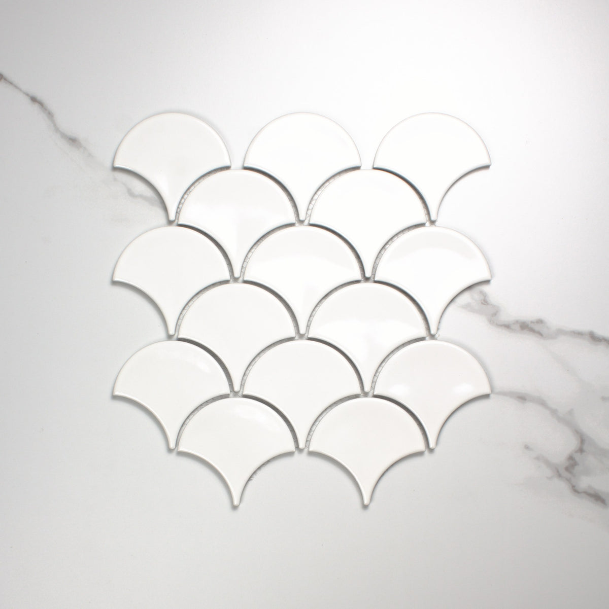 White Gloss Porcelain Glazed Fishscale 95x87mm top view