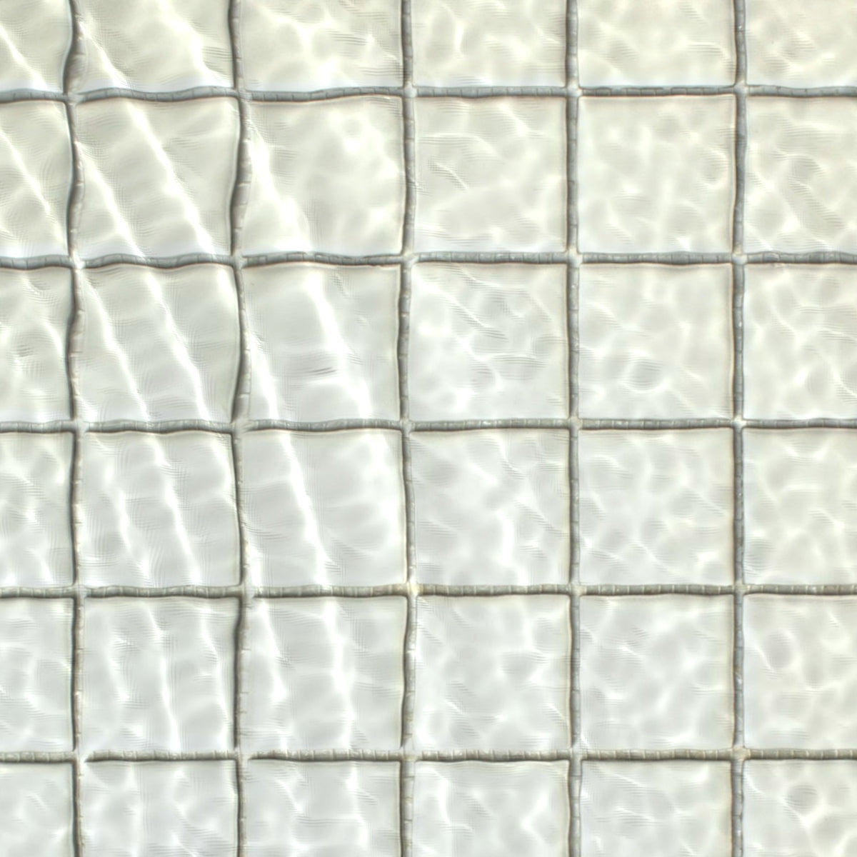 VitrA Ultra White Matt Mosaic 50x50mm under water
