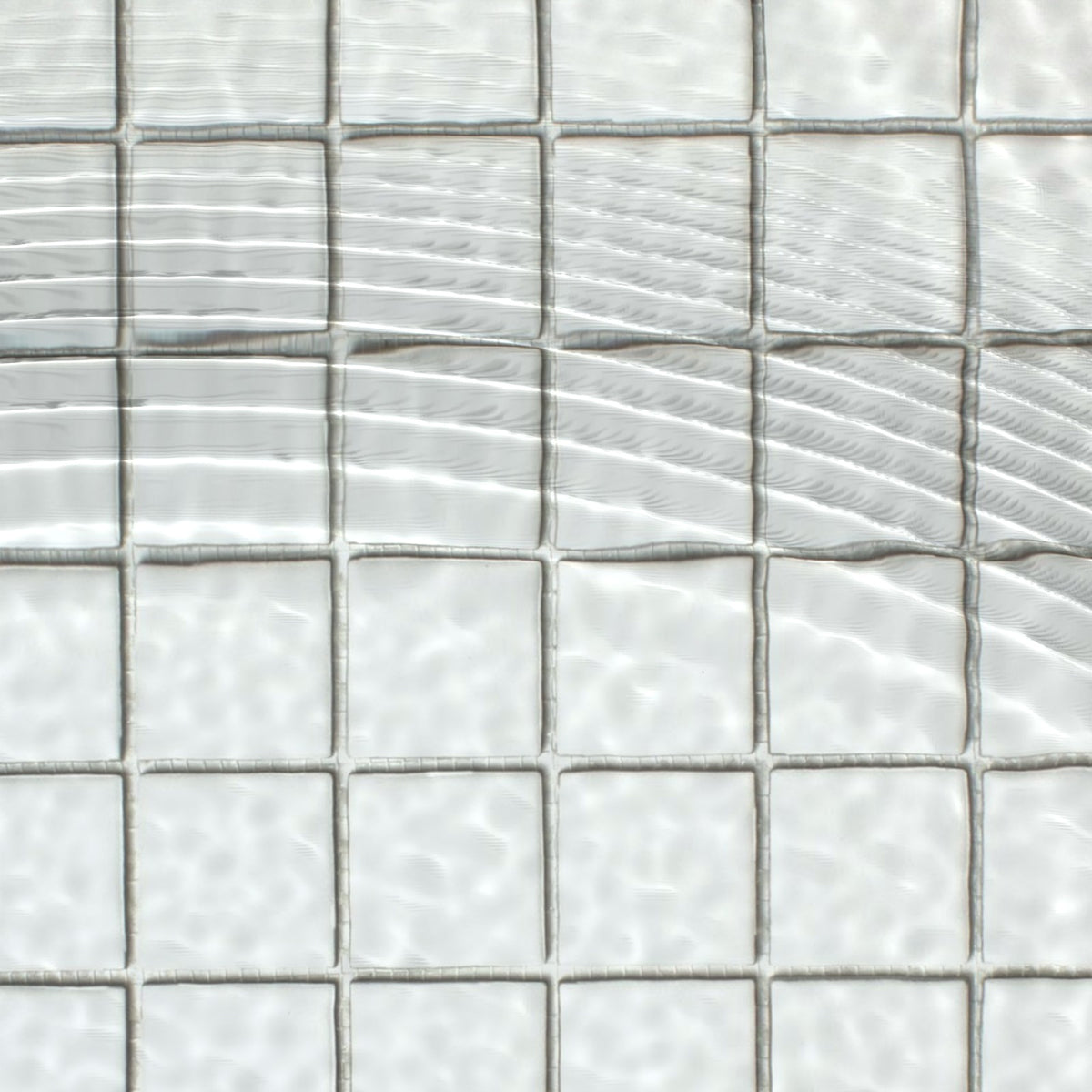 VitrA White Matt Mosaic 50x50mm under water