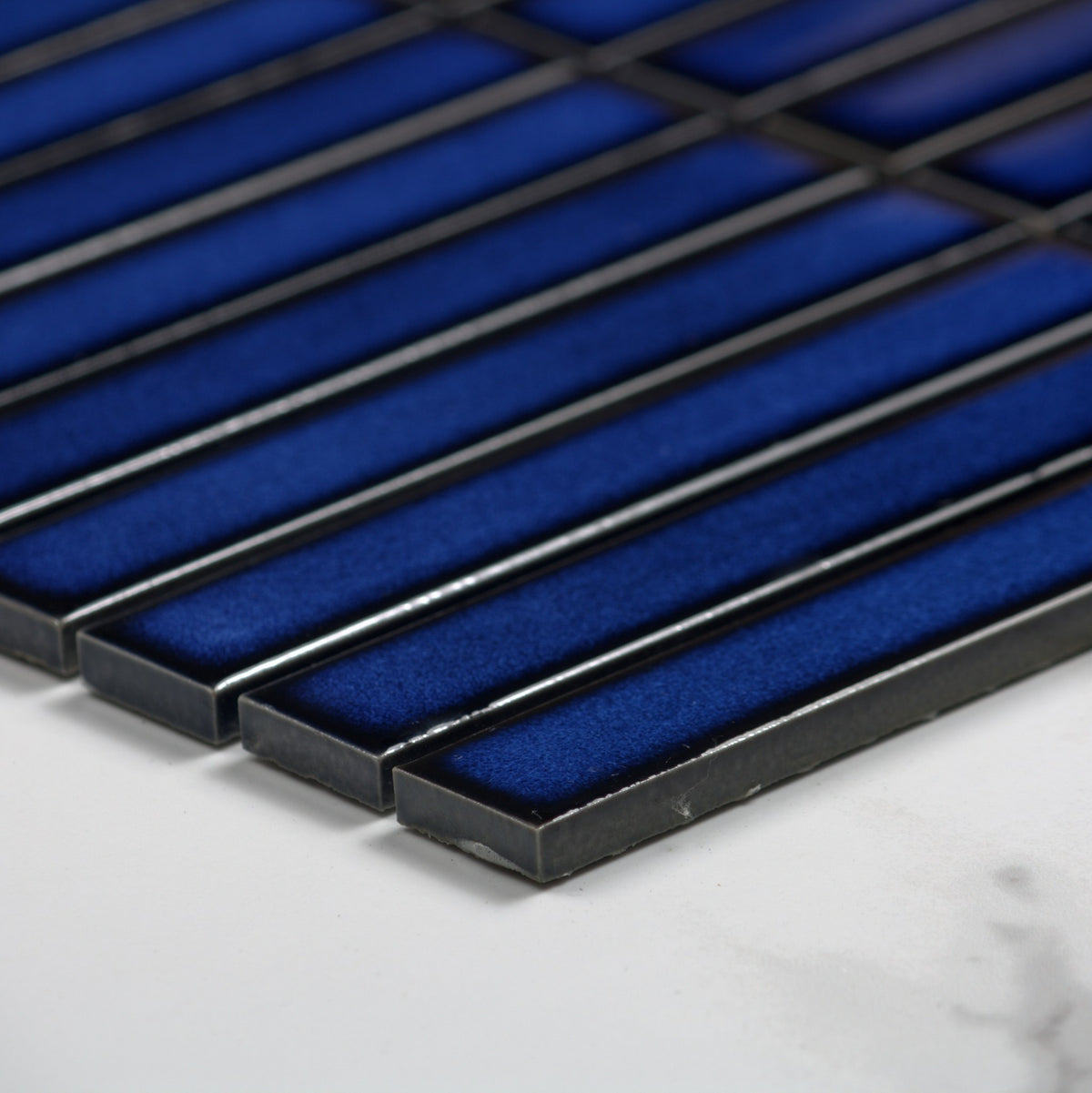 Shadow Blue Green Gloss KitKat Straight Bone Pattern 22x145mm angle view