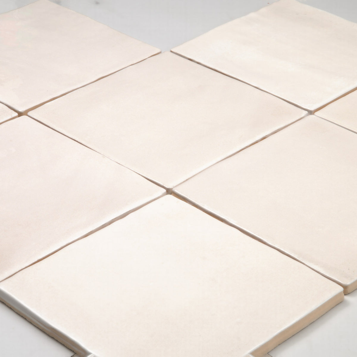 Tabarca Blanco Gloss 150x150mm angle view