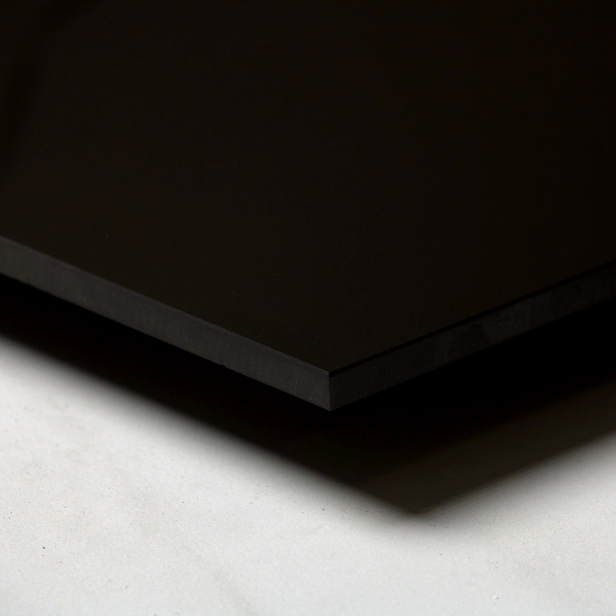 unicolour black polished 300x300mm angle view