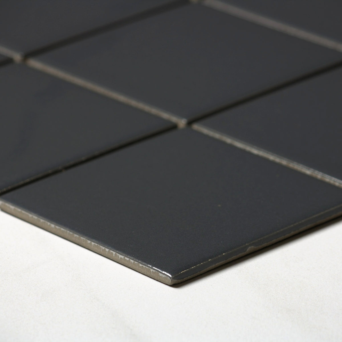 vitra anthracite gloss mosaic 100x100mm angle view
