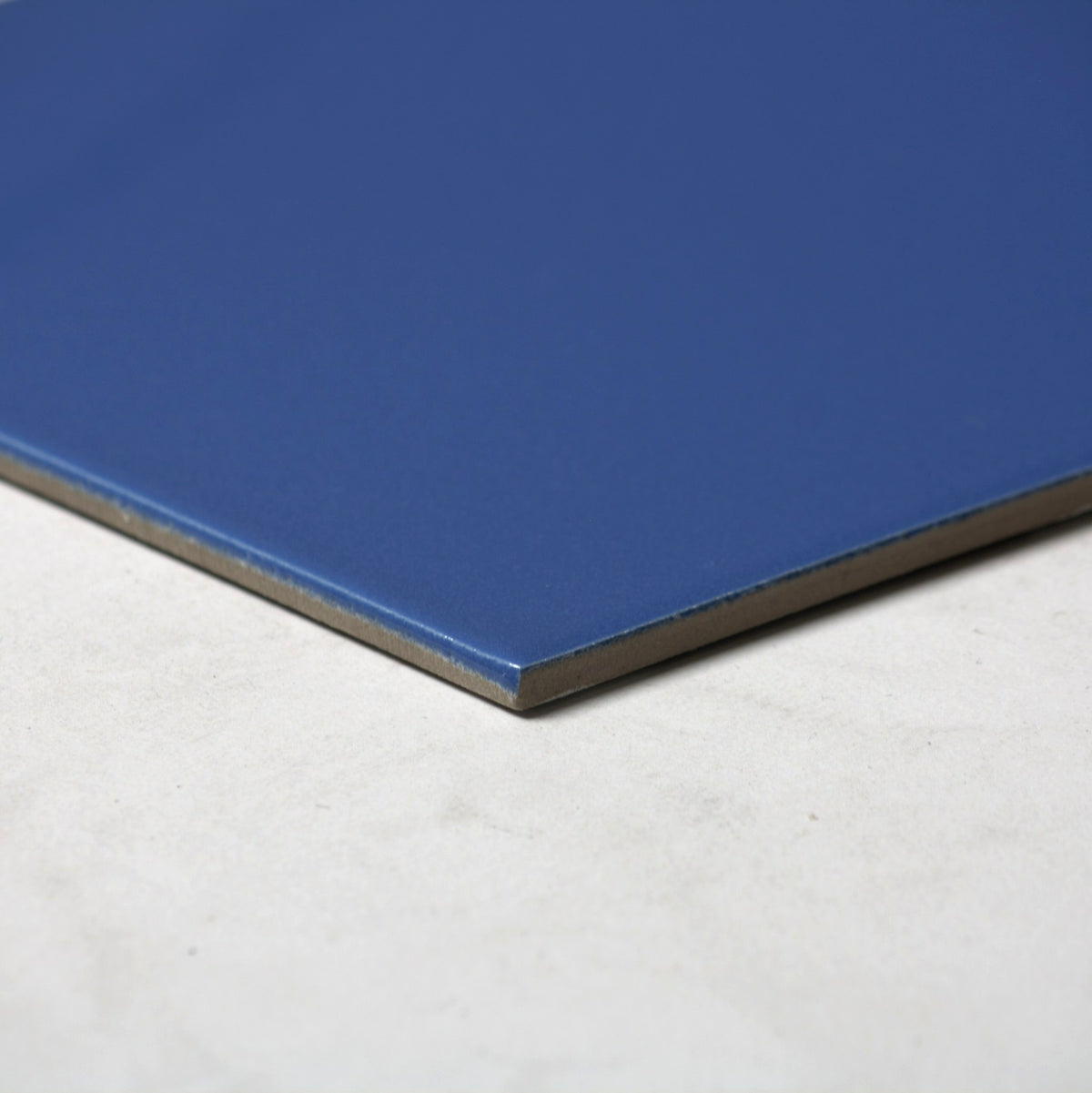 vitra aqua blue gloss 200x200mm angle view
