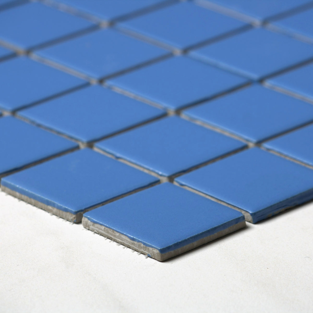 vitra azure blue matt mosaic 50x50mm angle view
