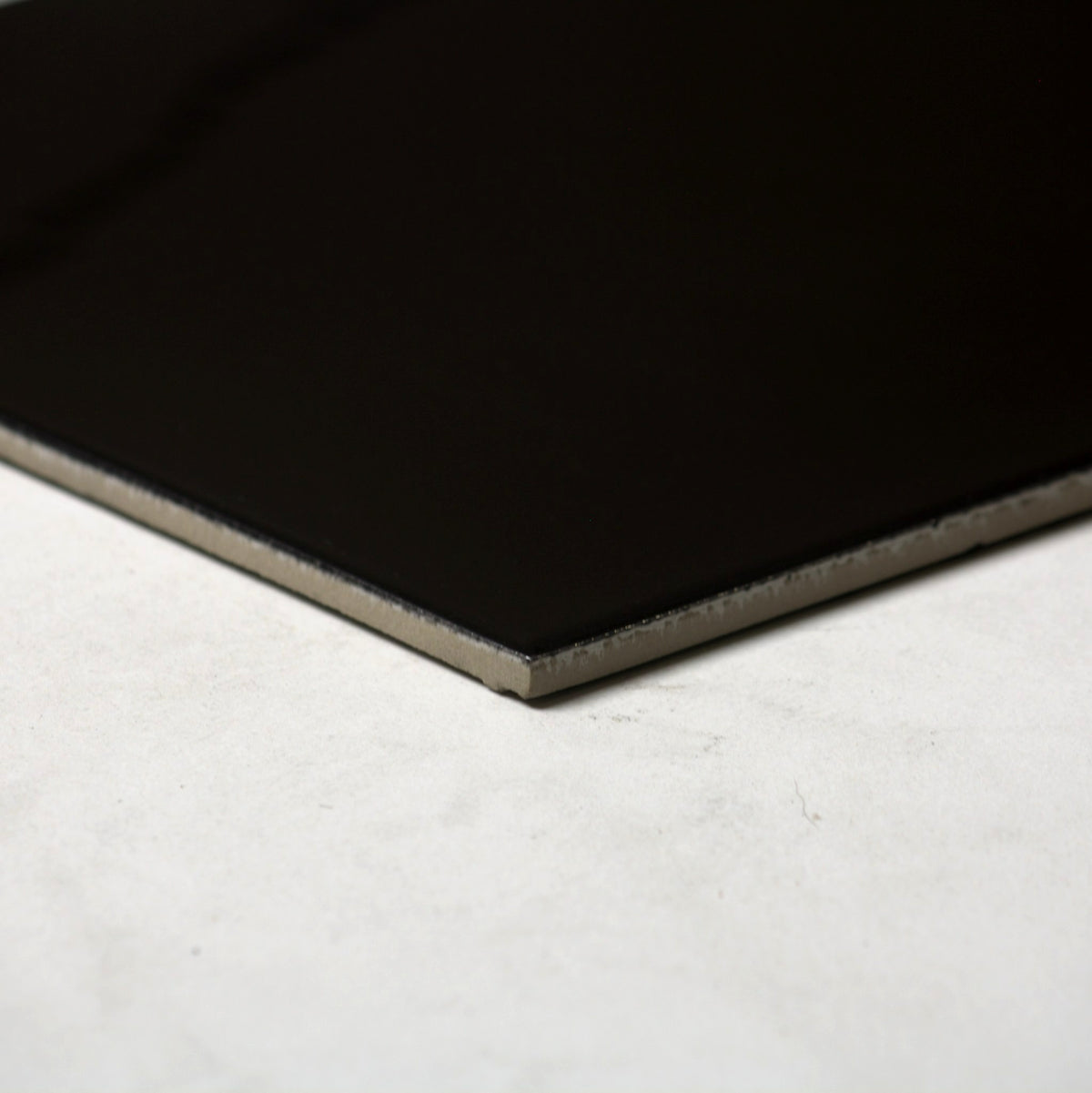vitra black gloss 200x200mm angle view