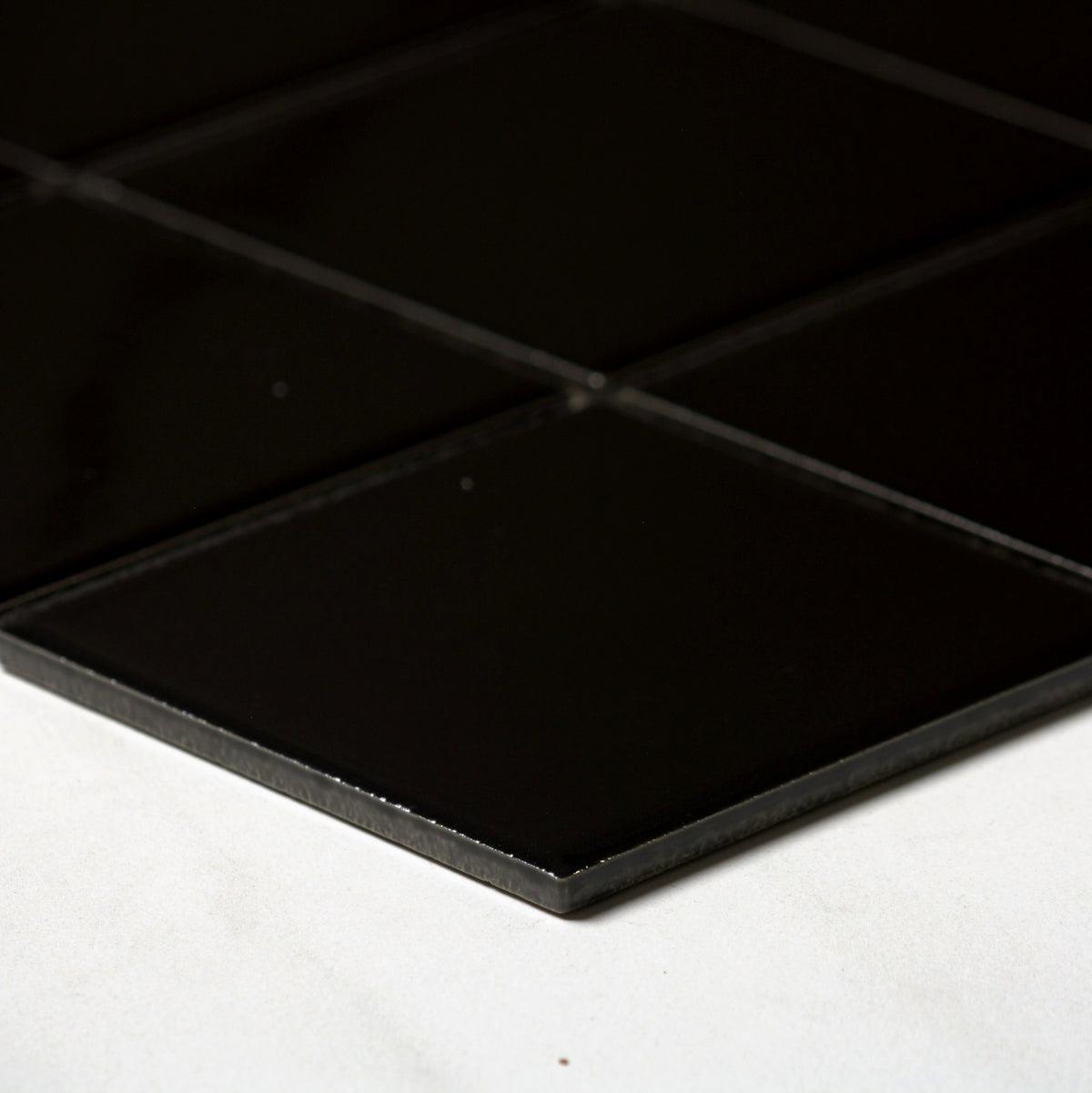 vitra black gloss mosaic 100x100mm angle view