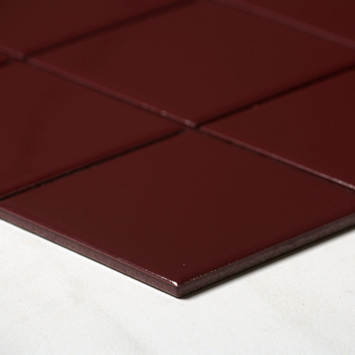 vitra burgundy gloss mosaic 100x100mm angle view