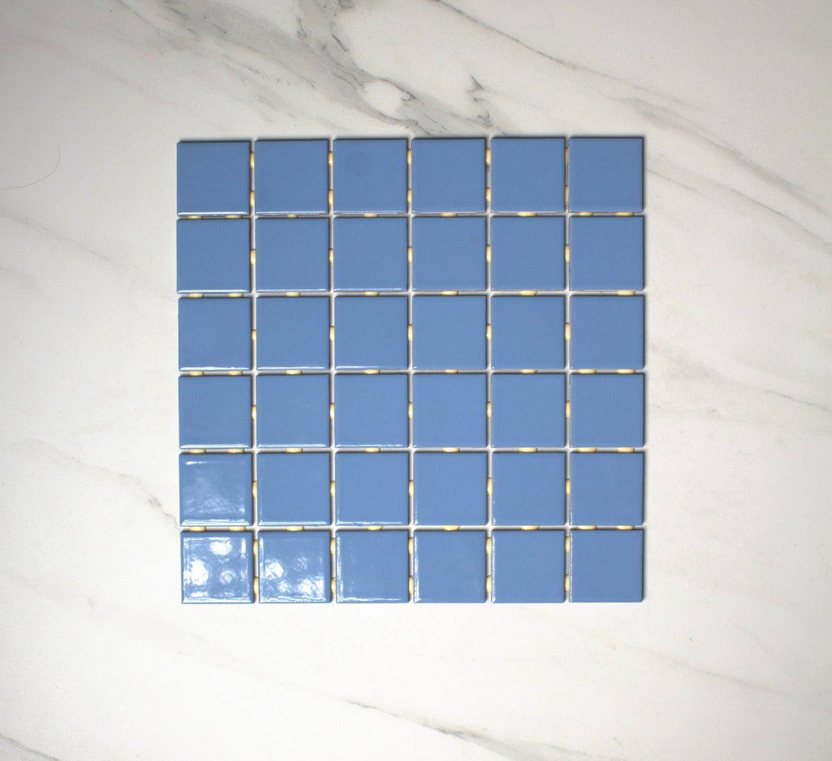 vitra cool blue gloss mosaic 50x50mm top view