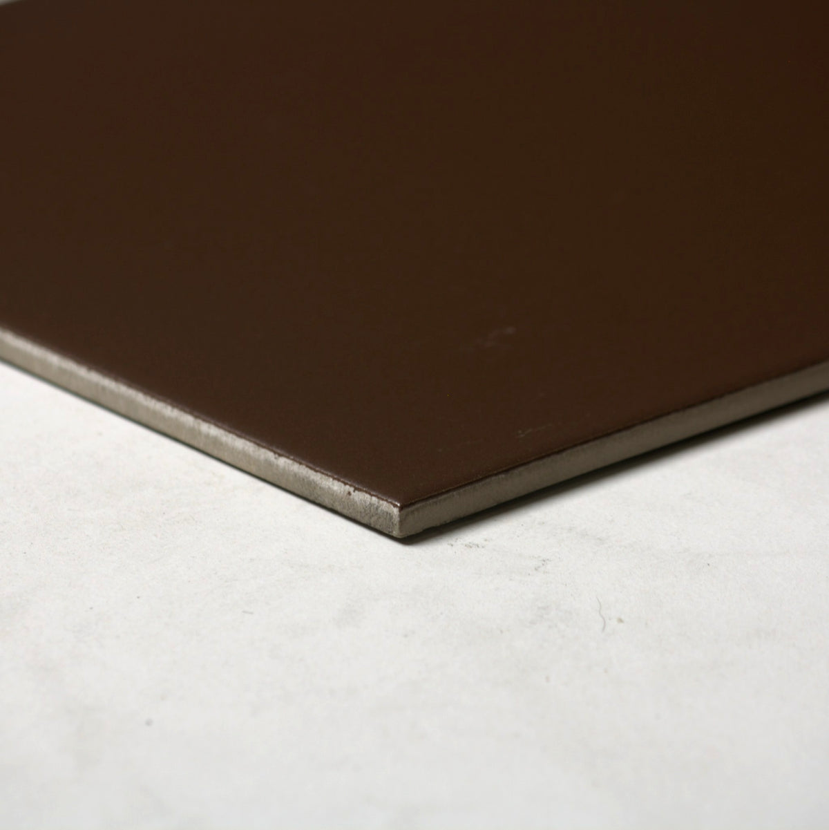 vitra dark amber matt 200x200mm angle view