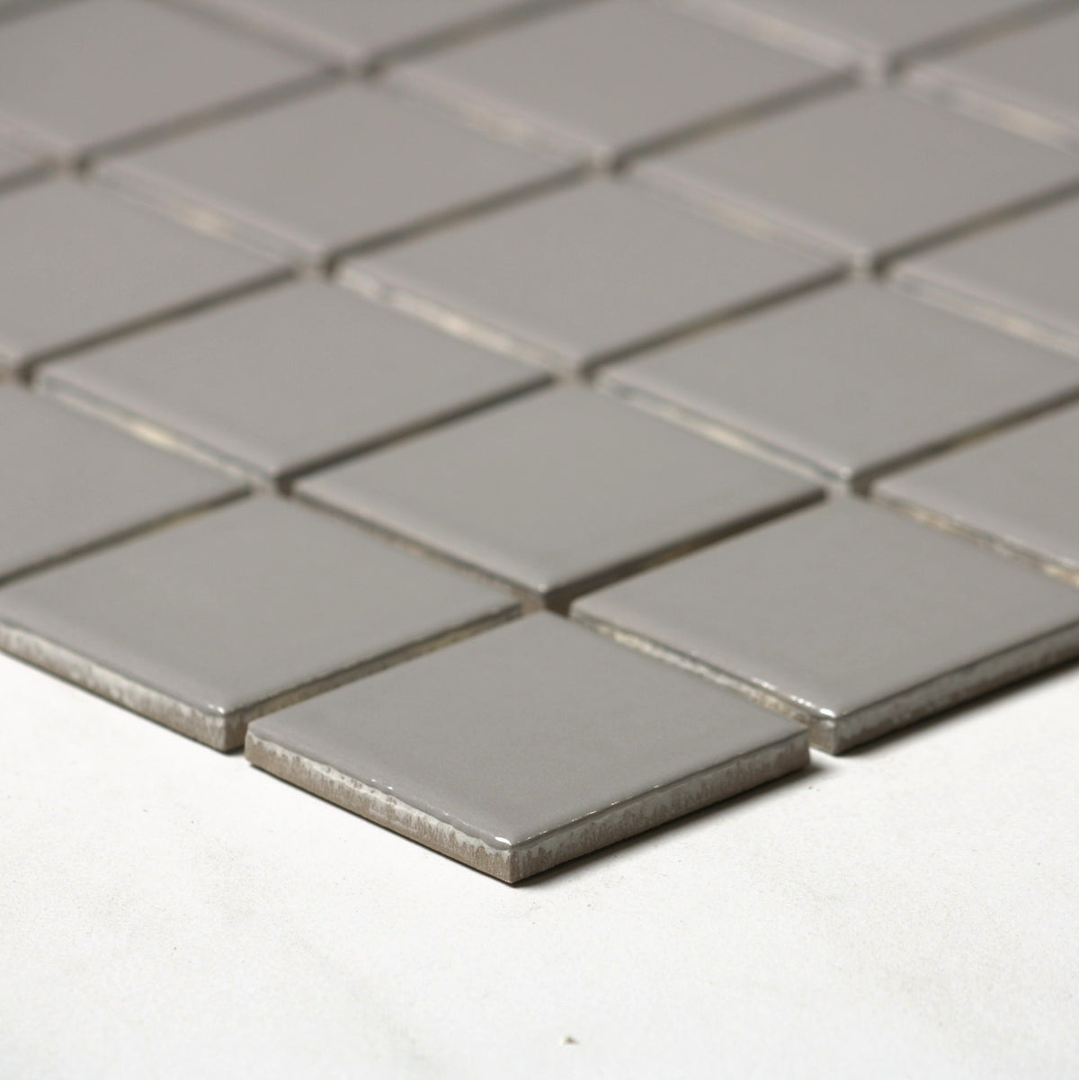 vitra dark grey gloss mosaic 50x50mm angle view