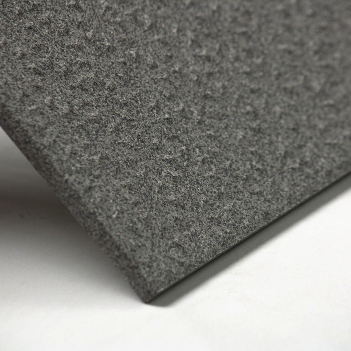 vitra dotti dark grey diamond r12 200x200mm angle view