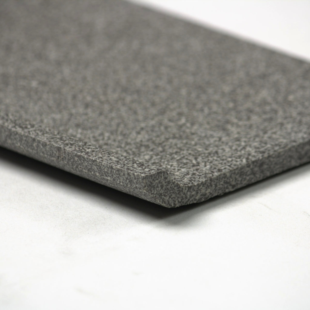 vitra dotti dark grey matt cove 100x200mm angle view