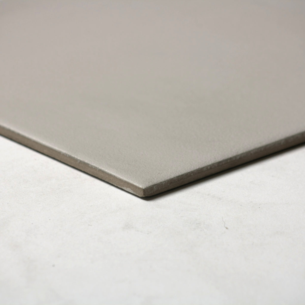 vitra greige matt r10b 200x200mm angle view