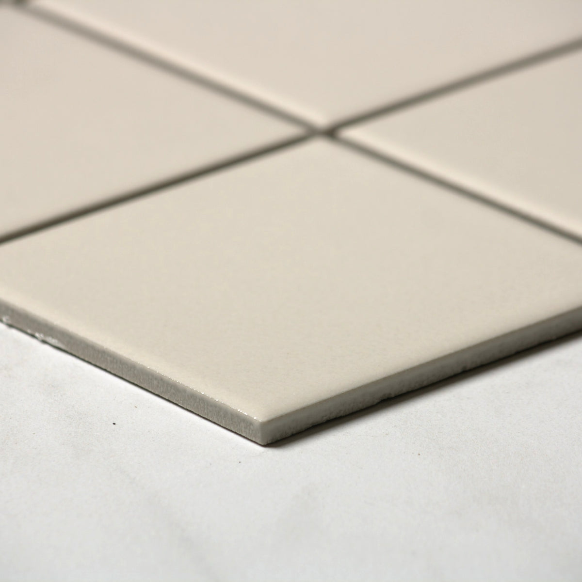 vitra light mink gloss mosaic 100x100mm angle view