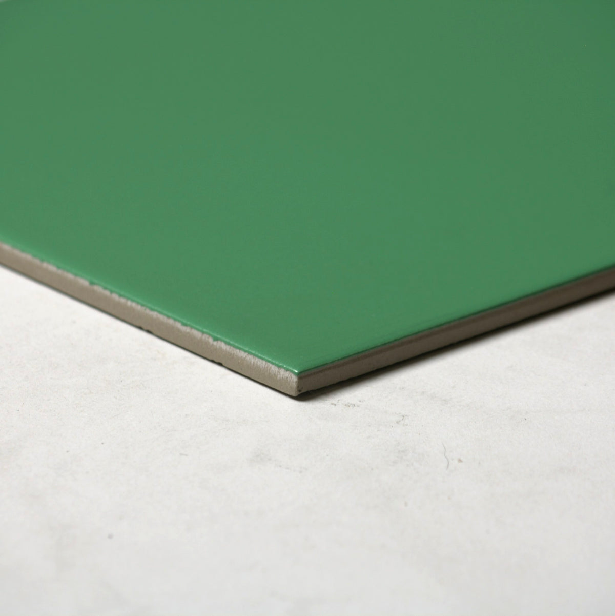 vitra lush green matt 200x200mm angle view
