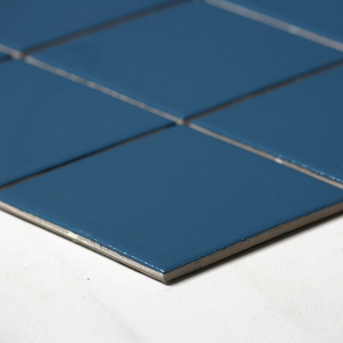 vitra ocean blue gloss mosaic 100x100mm angle view
