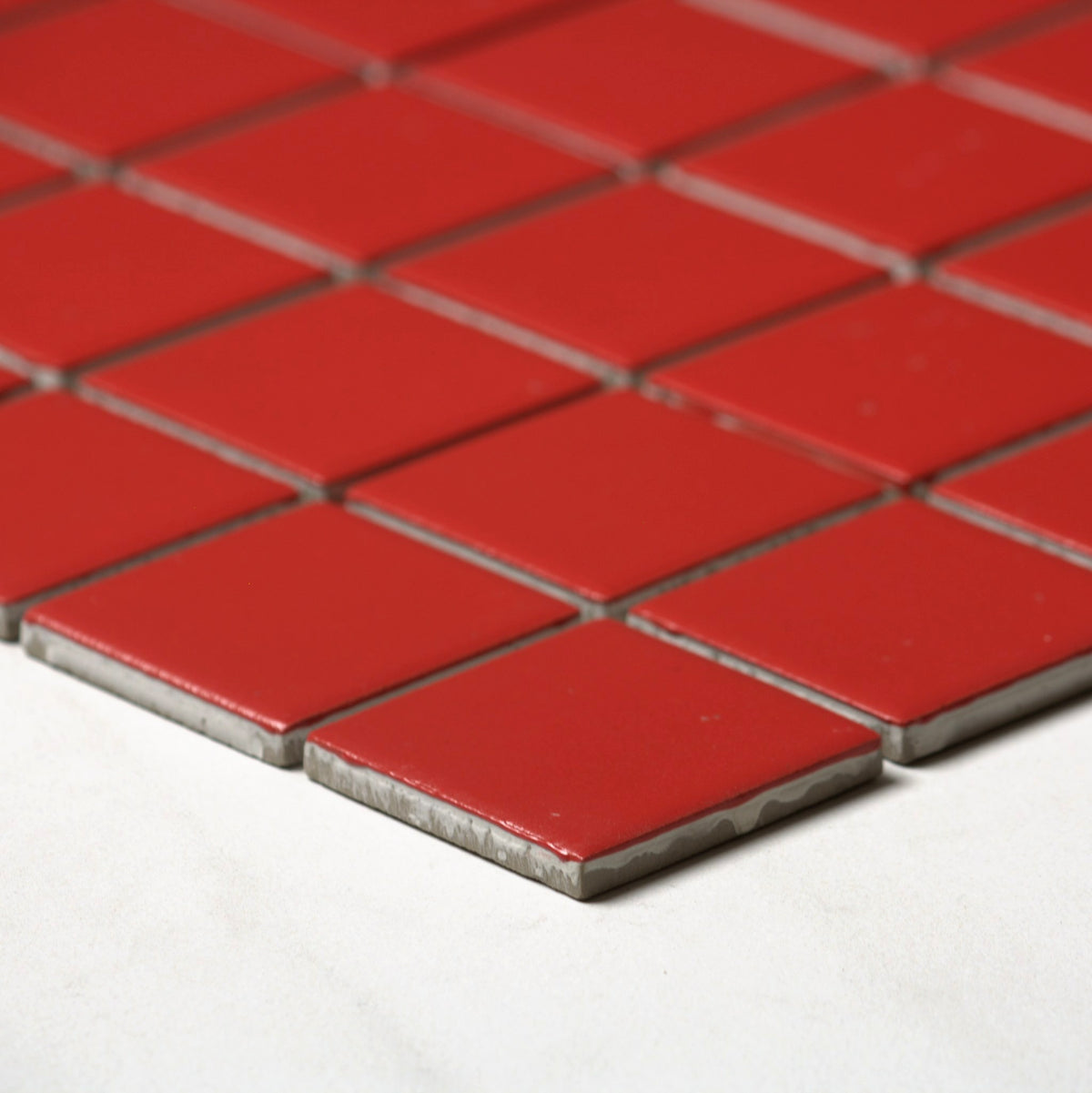 vitra red matt mosaic 50x50mm angle view