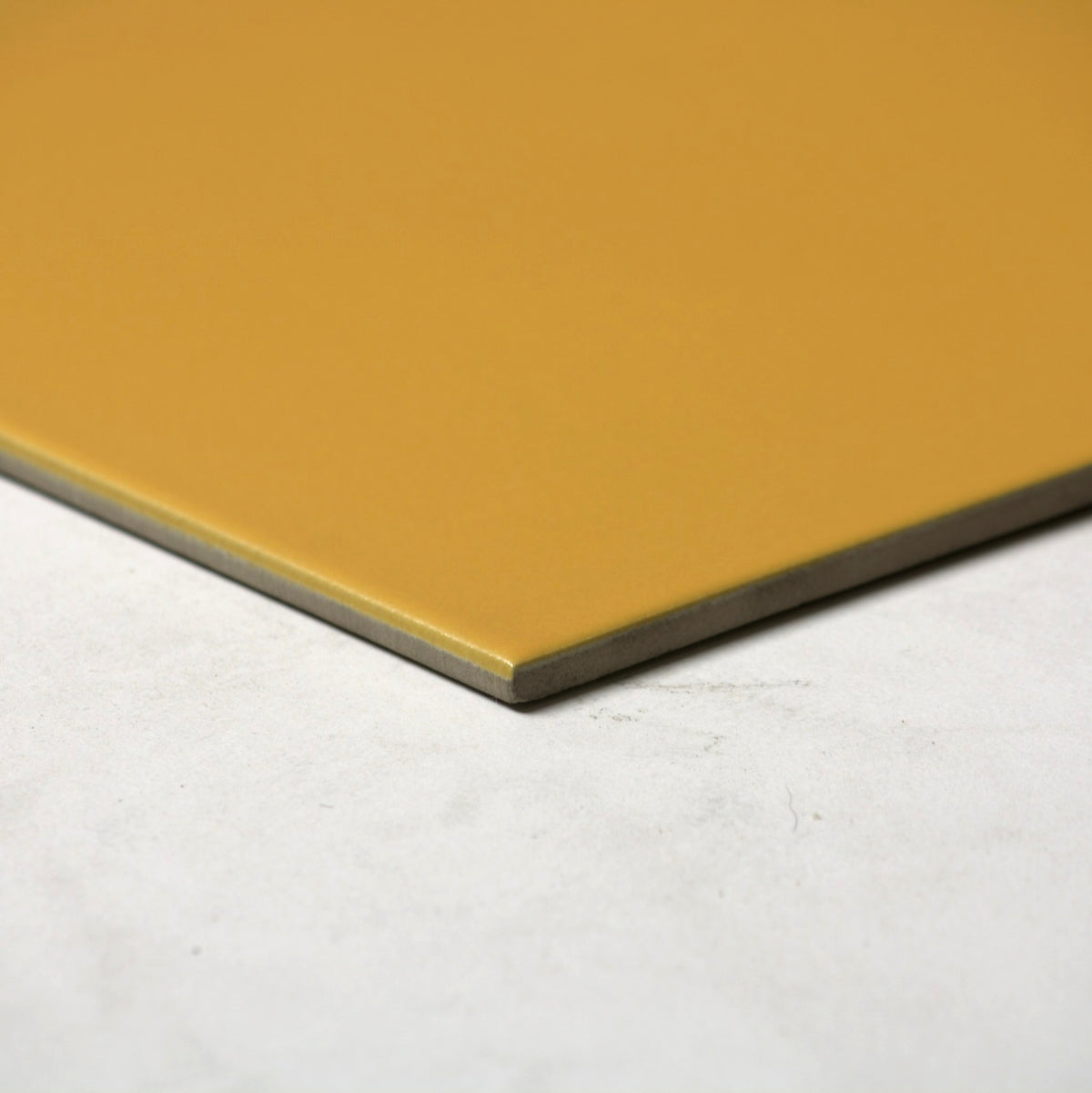 vitra turmeric yellow matt 200x200mm angle view