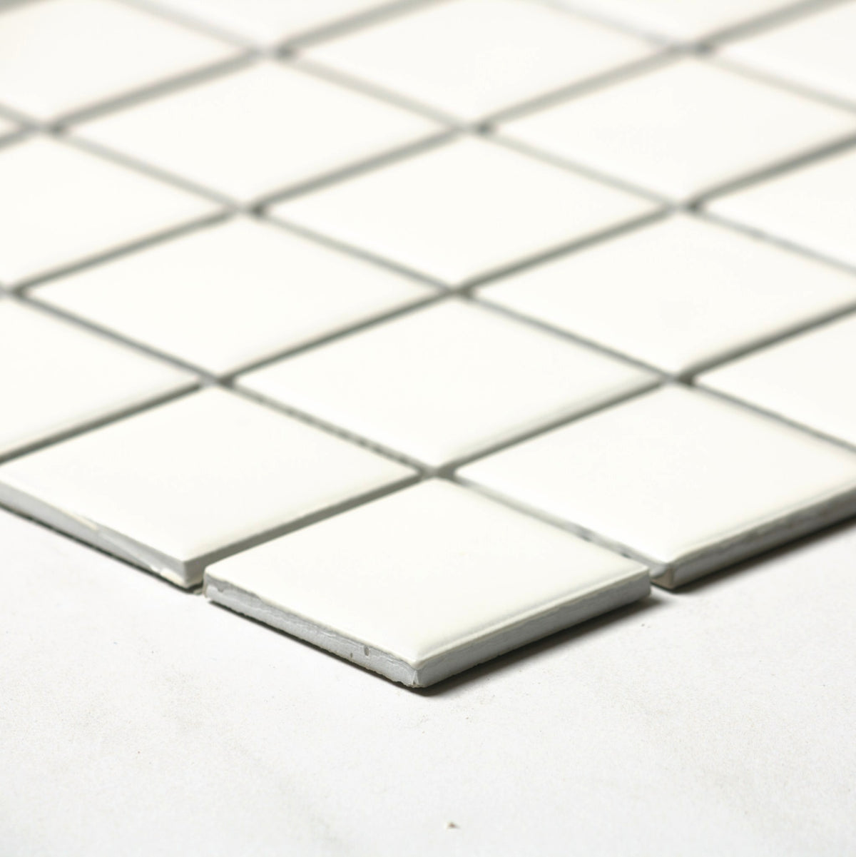 vitra ultra white matt mosaic 50x50mm angle view